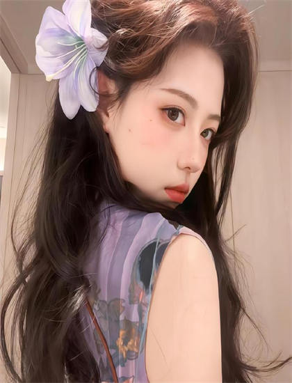 2026看片w网址_老头日少女的DD视频_老师向家长借钱